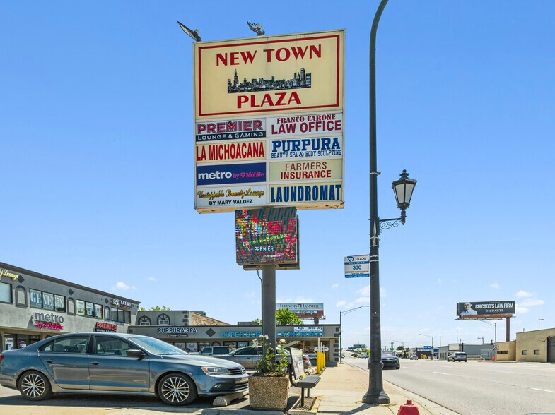More Photos Of 1559 N Mannheim Rd, Stone Park General Retail For Sale