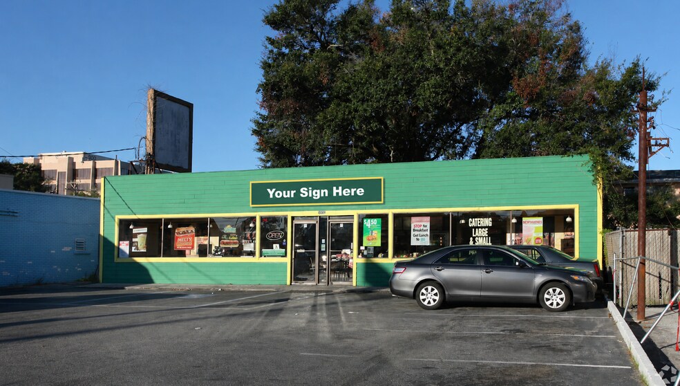 More Photos Of 1030 University Blvd N, Jacksonville Restaurant For Lease