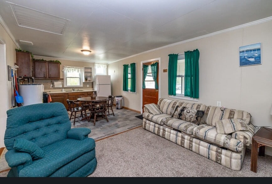 More Photos Of 940 Normans Camp Rd, Harrodsburg Marina For Sale