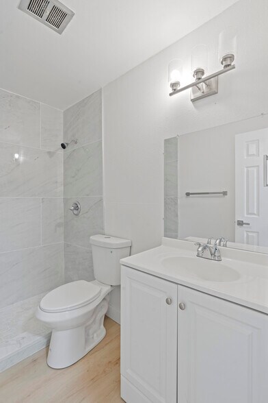 More Photos Of 1150 Carlton Ct, Fort Pierce Apartments For Sale