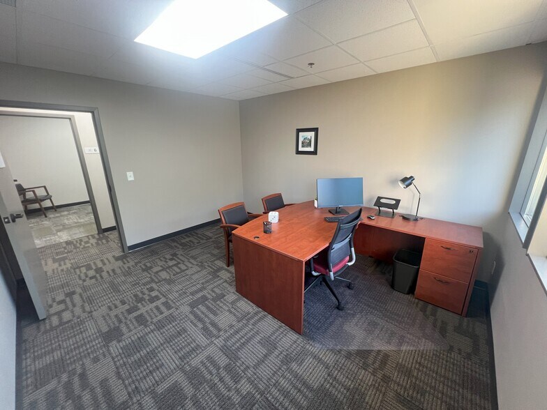 More Photos Of 300 3rd Ave SE, Rochester Coworking Space