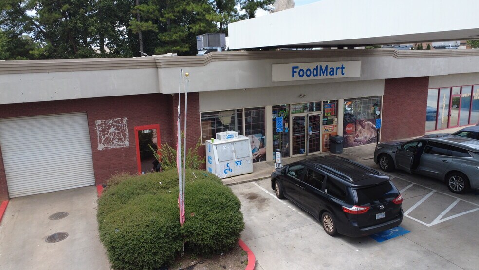 More Photos Of 7113-7123 Mt Zion Blvd, Jonesboro Convenience Store For Lease