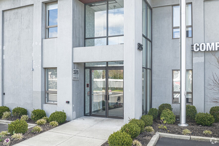 More Photos Of 325 Merrick Ave, East Meadow Medical For Sale