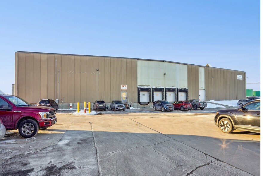 More Photos Of 1111 Purina Dr, Dubuque Warehouse For Sale