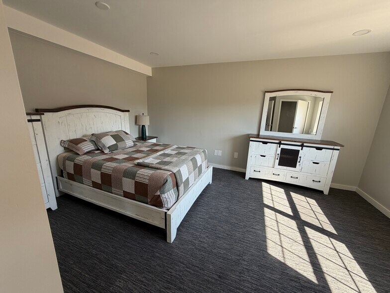 More Photos Of 43850 US 6, Wyalusing Apartments For Sale