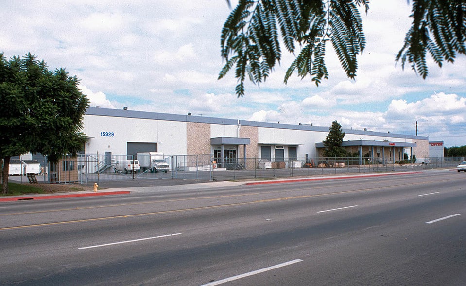 More Photos Of 15929-15939 E Valley Blvd, City Of Industry Warehouse For Lease