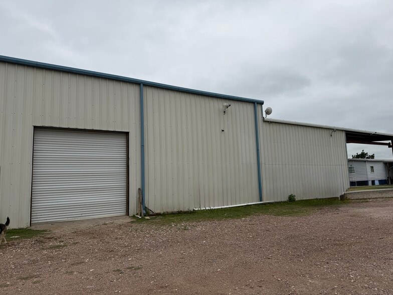 More Photos Of 3825 FM 362 Rd, Brookshire Light Distribution For Lease