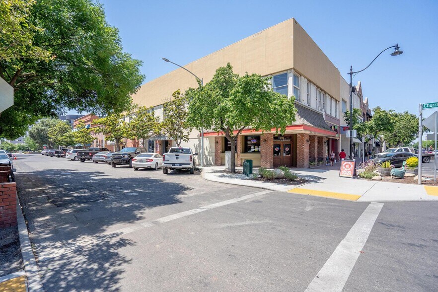 More Photos Of 123 E Main St, Visalia Storefront Retail Office For Sale