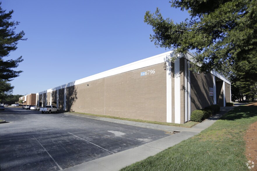 More Photos Of 6796 Jimmy Carter Blvd, Peachtree Corners Warehouse For Lease