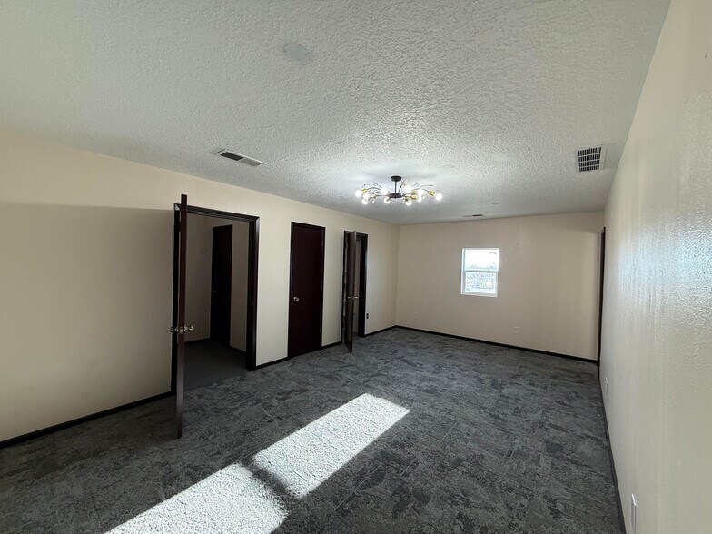 More Photos Of 10832 Prospect Ave NE, Albuquerque Office For Lease