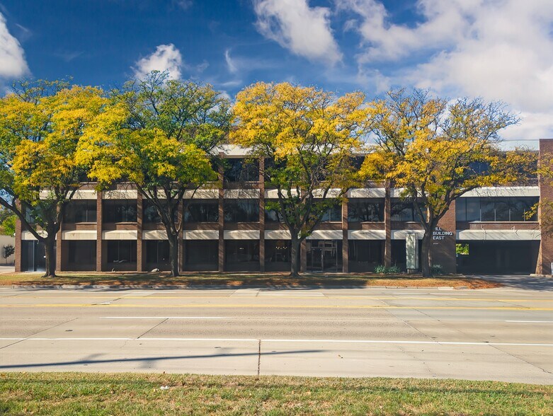 More Photos Of 27301 Dequindre Rd, Madison Heights Coworking Space