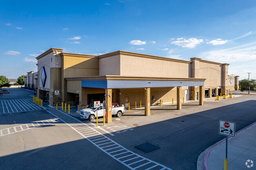 More Photos Of 1050 McKinley Place Dr, San Marcos Unknown For Lease