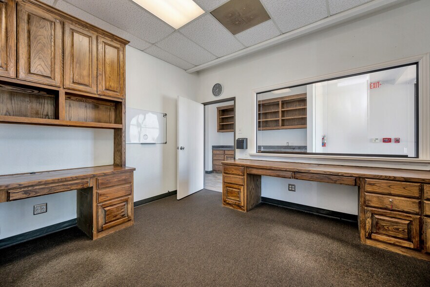 More Photos Of 132 El Chico Trl, Willow Park Medical For Sale