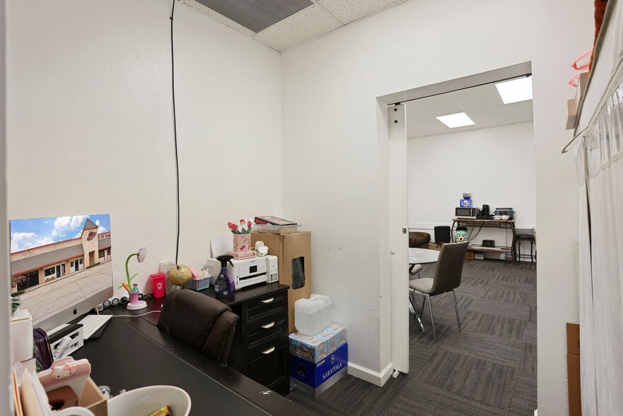More Photos Of 702 Porter Ave, Stockton Medical For Sale