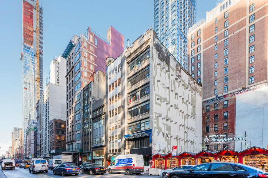 More Photos Of 312 Fifth Ave, New York Office For Lease