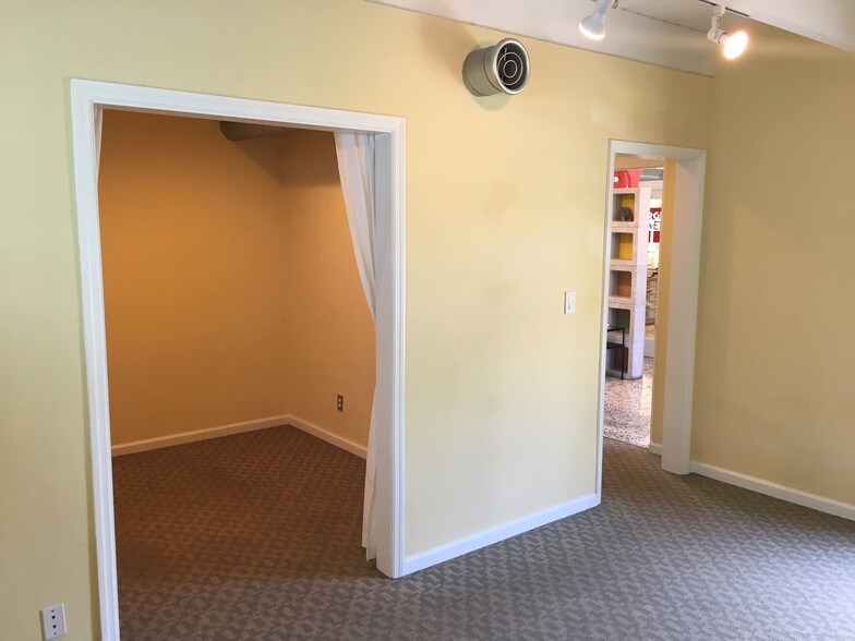 More Photos Of 85 SE 4th Ave, Delray Beach Loft Creative Space For Lease