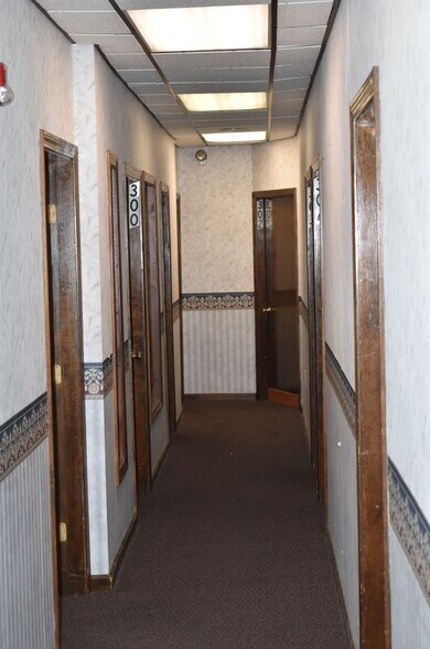 More Photos Of 316 Main St, Worcester Apartments For Lease