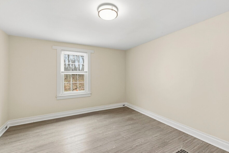 More Photos Of 1100 Calvary Rd, Churchville Flex For Lease