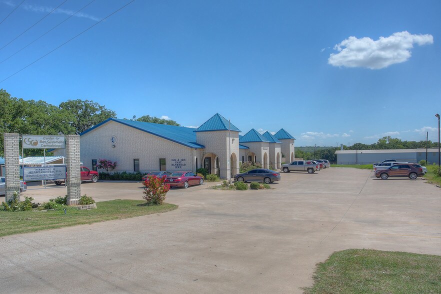 More Photos Of 2614 E Bankhead Hwy, Weatherford Medical For Sale