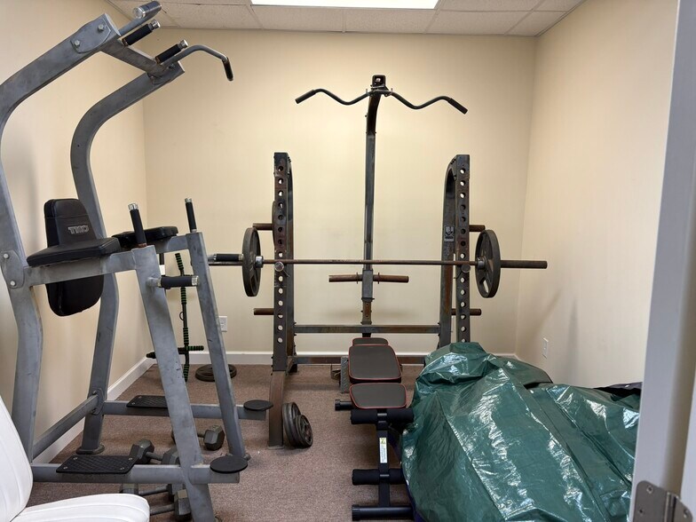 More Photos Of 2760 US Hwy 80, Bloomingdale Freestanding For Sale