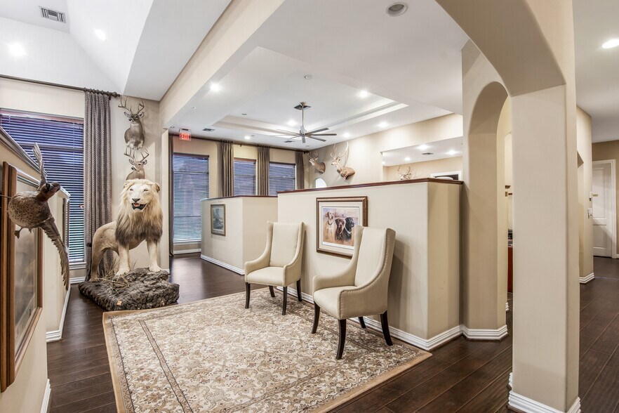 More Photos Of 17004 Grant Rd, Cypress Office For Sale