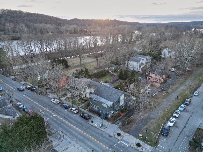 More Photos Of 13 Bridge St, Stockton Storefront Retail Residential For Sale