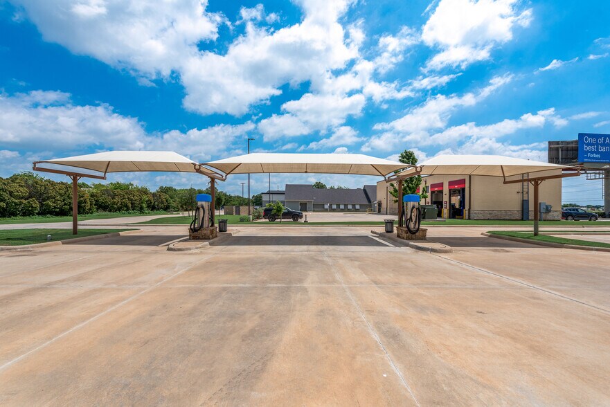 More Photos Of 26623 US Highway 380 E, Providence Village Specialty For Sale