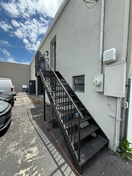 More Photos Of 2313 SW 59th Ave, West Park Auto Repair For Sale