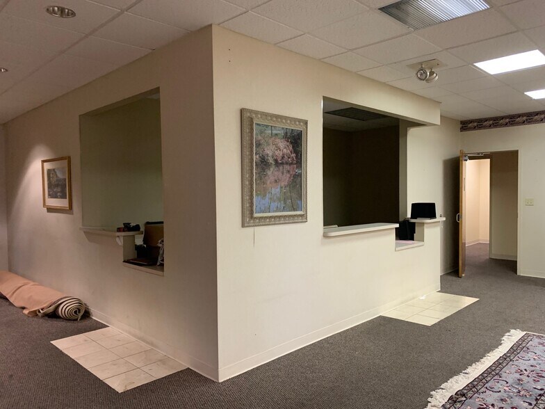 More Photos Of 5022 Old Godsey Ln, Hixson Medical For Lease