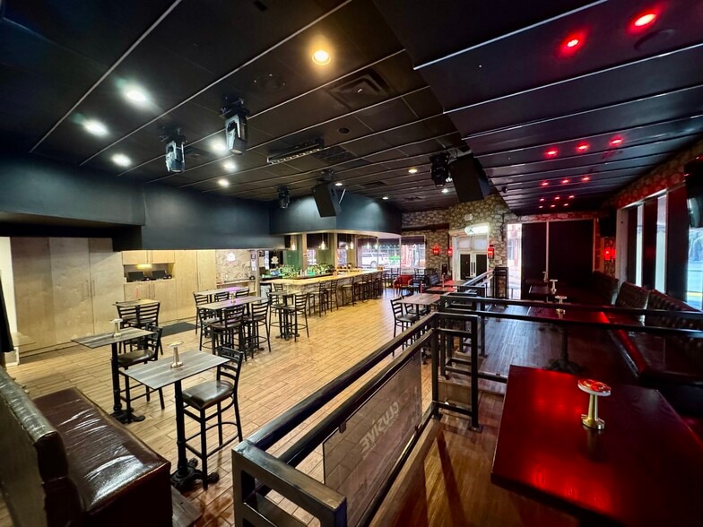 More Photos Of 2000 Harrison St, Hollywood Unknown For Lease