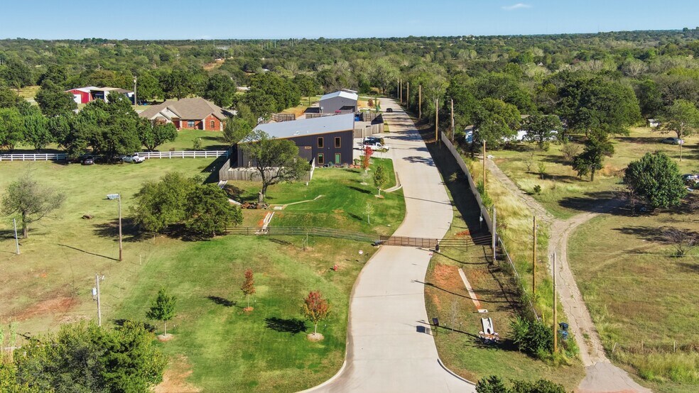 More Photos Of 8524 N Sooner Rd, Oklahoma City Industrial For Lease