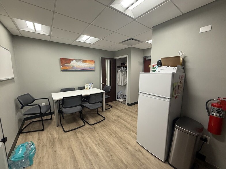 More Photos Of 7015 Spring Meadows Dr W, Holland Office For Sale