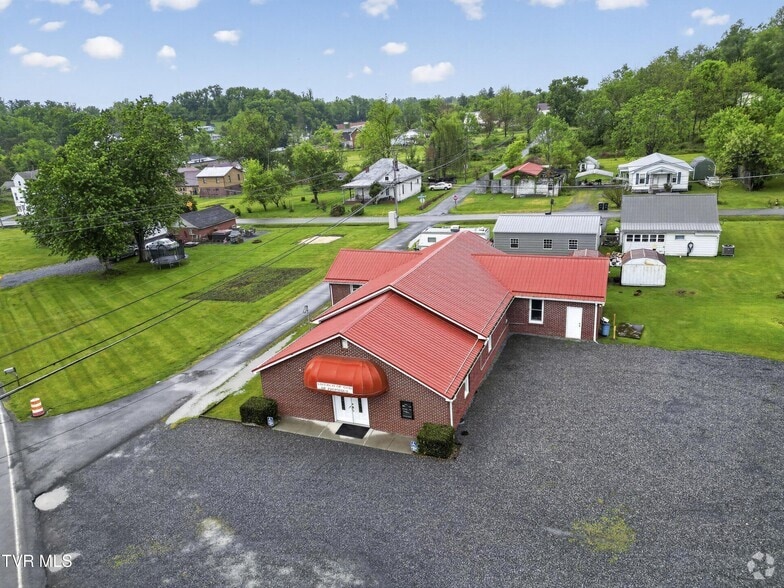Primary Photo Of 302 Crescent Dr, Glade Spring Religious Facility For Sale