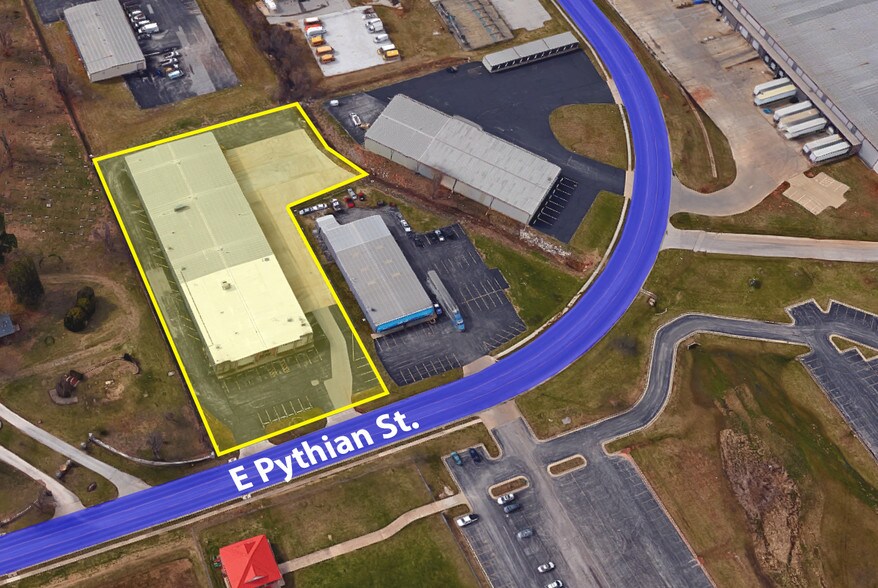 More Photos Of 2146 E Pythian St, Springfield Warehouse For Sale