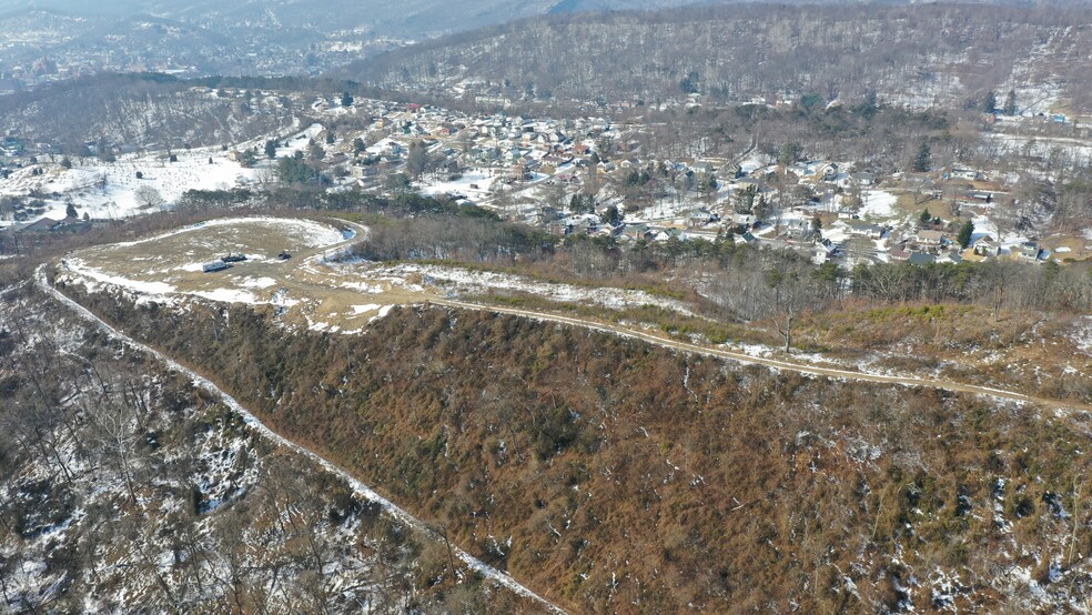 Primary Photo Of Shades Ln, Cumberland Land For Sale