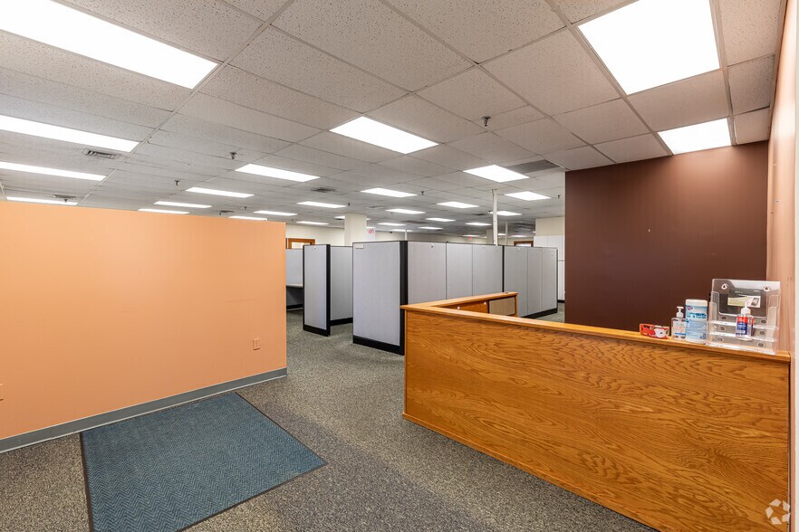 More Photos Of 30 Jordan Ln, Wethersfield Office For Lease