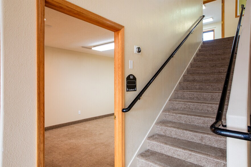 More Photos Of 1411 W Dakota Pkwy, Williston Office For Lease