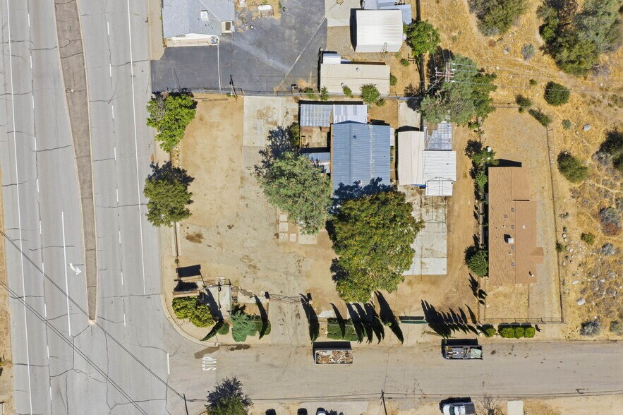 More Photos Of 1 Lakeview Dr, Wofford Heights Light Distribution For Sale