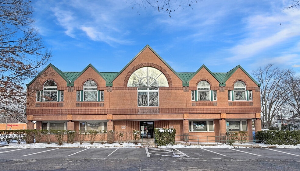 Primary Photo Of 166 Main St, Lincoln Park Medical For Lease