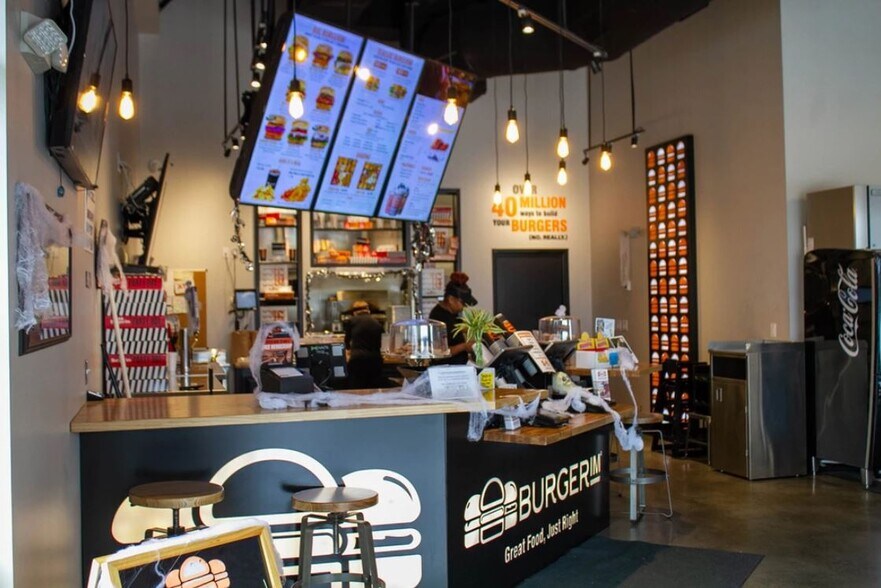 More Photos Of 7673 Perkins Rd, Baton Rouge Storefront For Lease