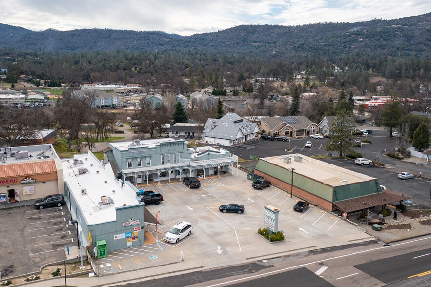 More Photos Of 40359 Highway 41, Oakhurst Freestanding For Sale