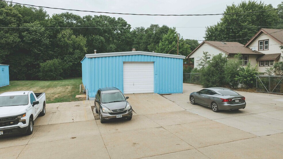 More Photos Of 3626 Martha St, Omaha Manufacturing For Sale