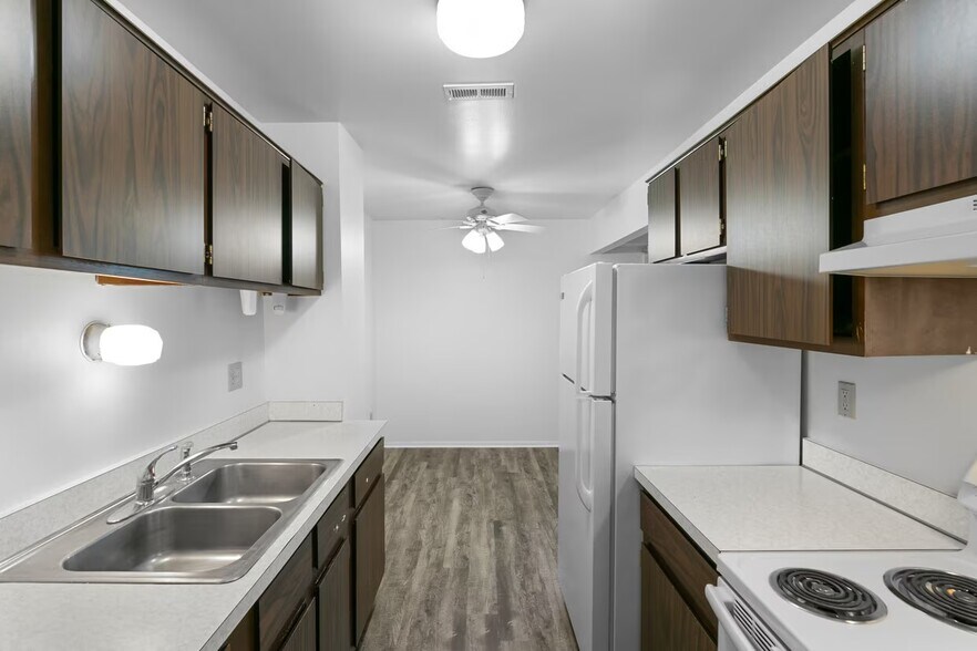 More Photos Of 240 Park St, Pinckney Apartments For Sale
