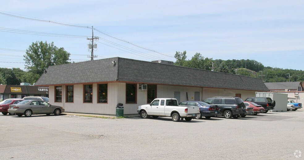 More Photos Of 275 W Towne St, Yantic General Retail For Lease
