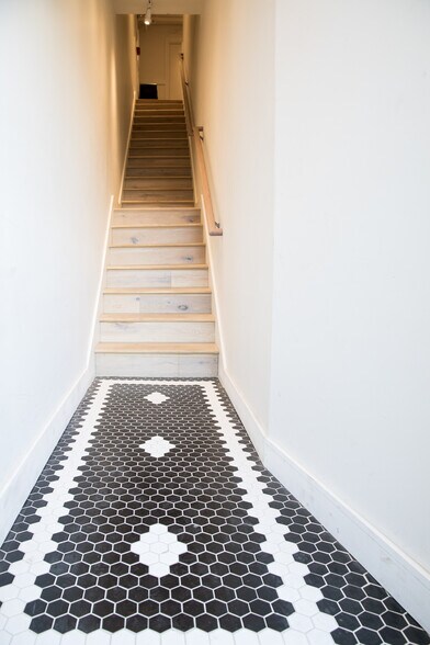 More Photos Of 1332 4th St, Berkeley Loft Creative Space For Lease