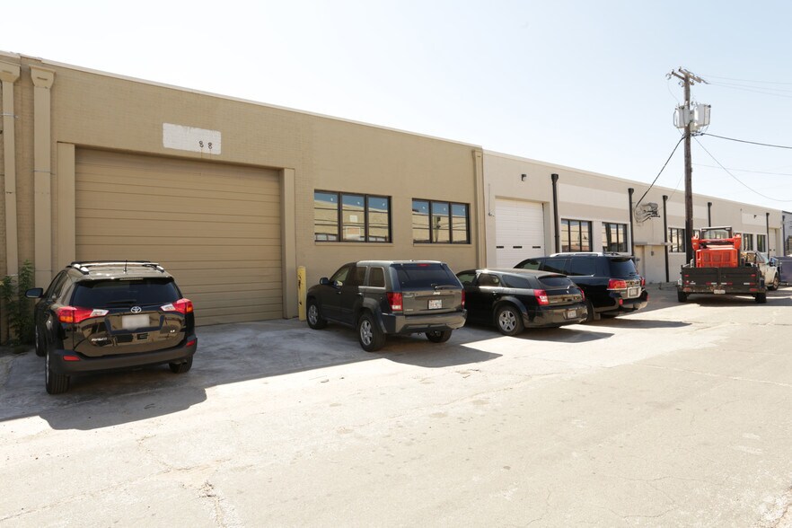 Primary Photo Of 130 Cole St, Dallas Showroom For Sale