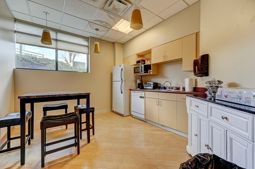 More Photos Of 5333 N Union Blvd, Colorado Springs Medical For Lease