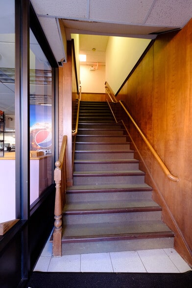 More Photos Of 397-399 Main St, Medford Office For Lease