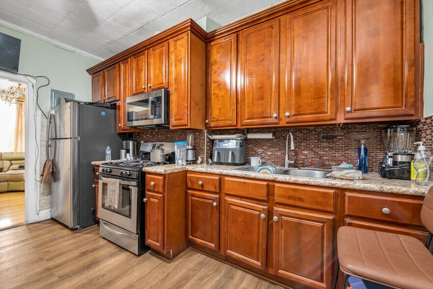 More Photos Of 2539 Church Ave, Brooklyn Apartments For Sale
