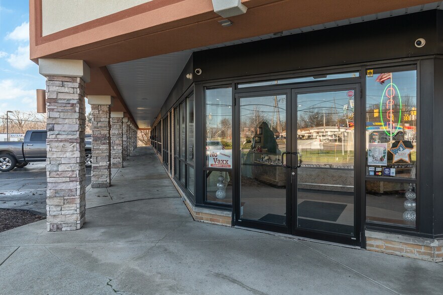 More Photos Of 26000 Chardon Rd, Richmond Heights Freestanding For Sale